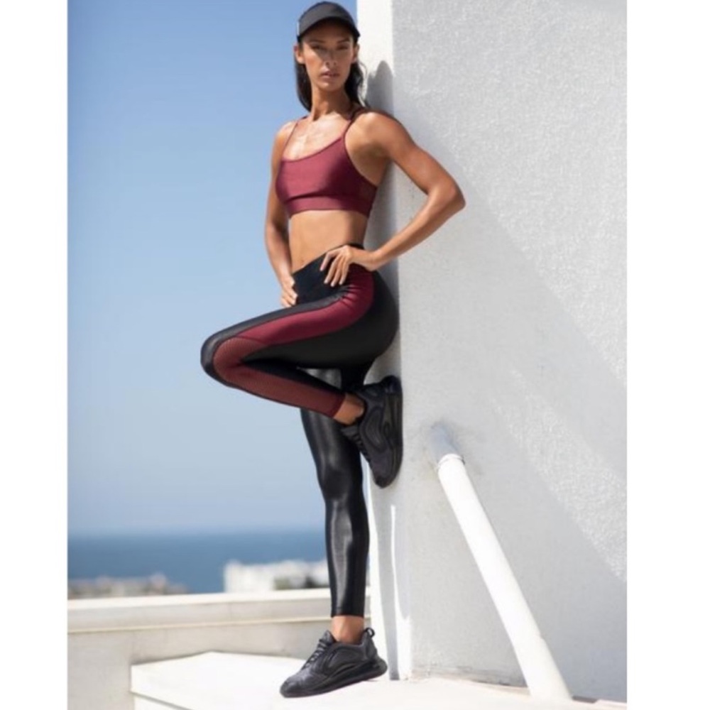 KORAL Black leggings with Burgundy side panel